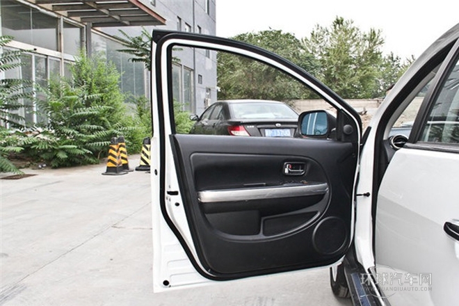 2014款 1.5L 兩驅(qū)舒適型