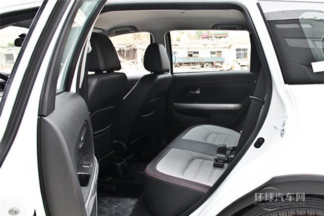 2014款 1.5L 兩驅(qū)舒適型