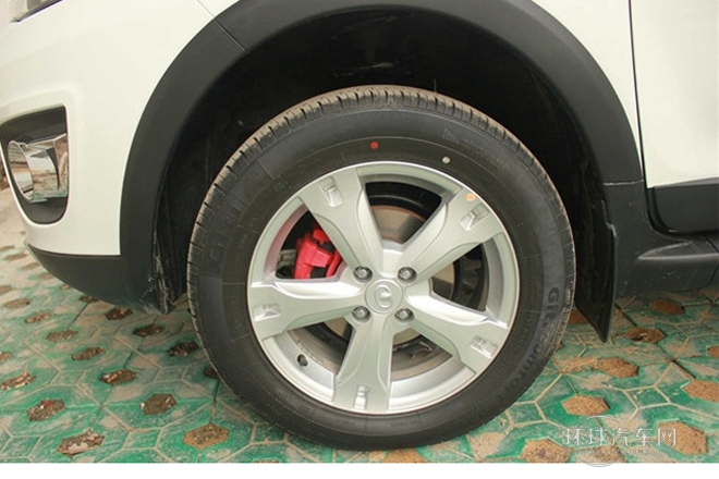 2012款 1.5L 兩驅(qū)豪華型