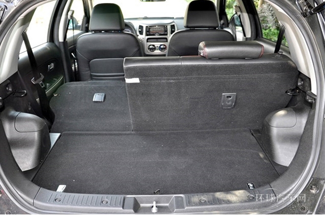 2012款 1.5L 兩驅(qū)豪華型