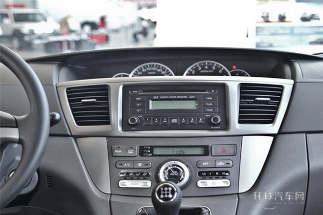 2013款 1.5T 手動(dòng)雅尚型