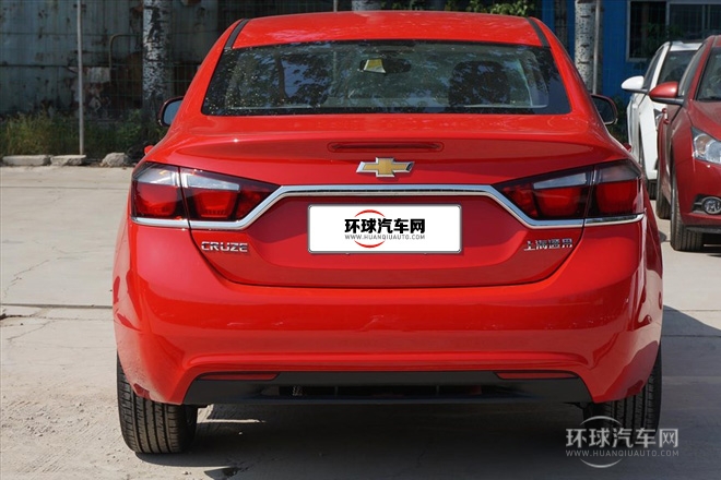 2015款 1.5L 自動(dòng)時(shí)尚版