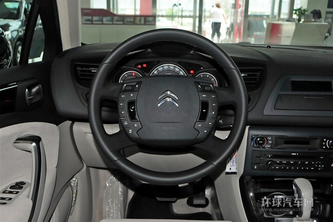 2014款 2.0L 自動(dòng)尊悅型