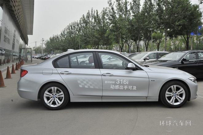 2015款 316i 運(yùn)動(dòng)設(shè)計(jì)套裝