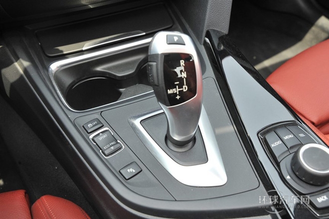2015款 316i 運動設(shè)計套裝
