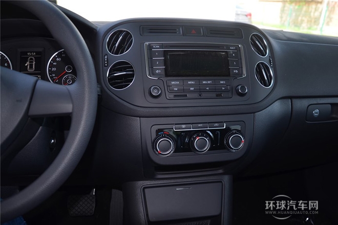 2015款 1.8TSI 手動(dòng)兩驅(qū)風(fēng)尚版