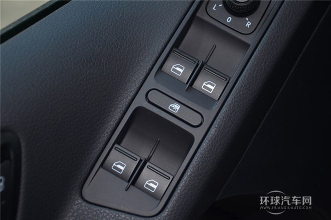 2015款 1.8TSI 手動兩驅(qū)風尚版