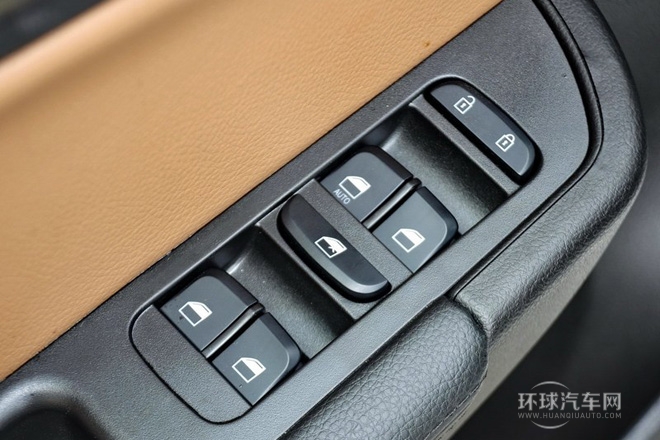 2014款 1.5T 手動豪華型