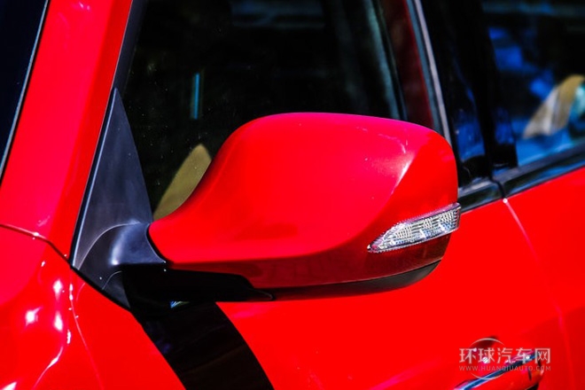 2014款 1.5T 自動四驅(qū)豪華型