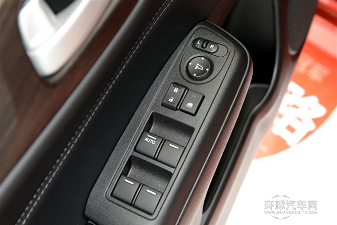 2014款 1.8L 自動(dòng)舒適精英版 5座