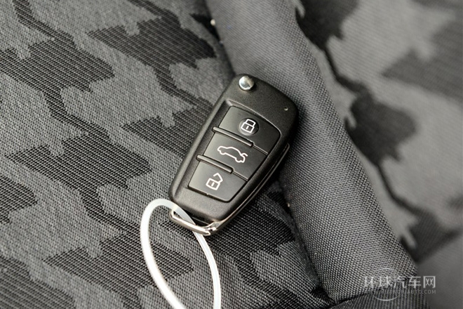 2014款 Limousine 35 TFSI 進(jìn)取型