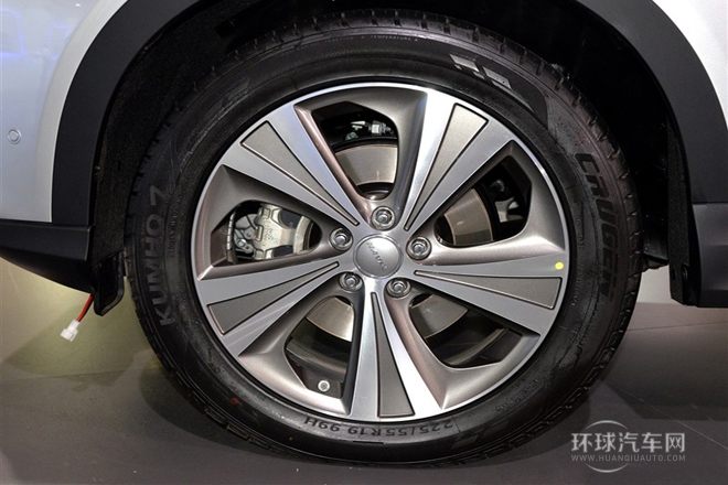 2014款 2.0T 自動兩驅(qū)基本型