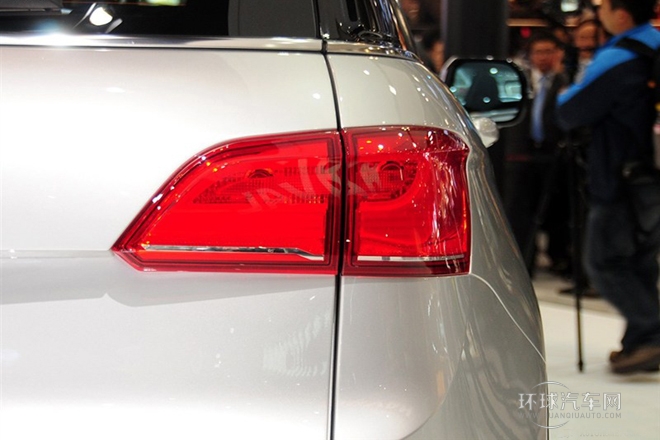 2014款 2.0T 自動兩驅(qū)基本型