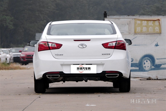 2015款 1.5L 手動(dòng)旗艦型
