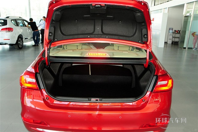 2015款 1.5L 手動(dòng)豪華型