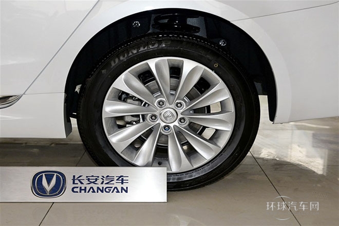 2014款 1.8T 自動(dòng)尊貴周年版 國IV
