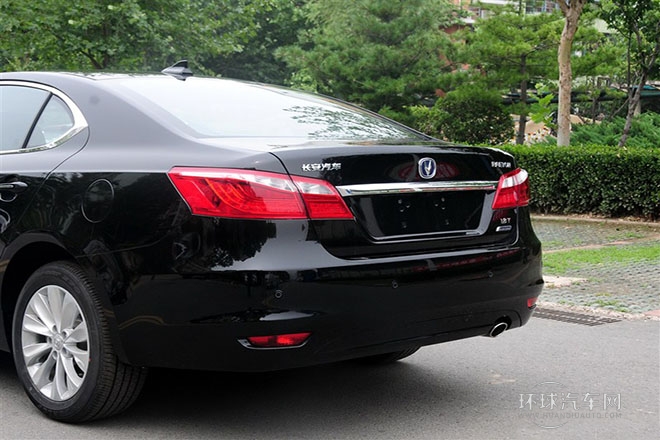 2014款 1.8T 自動(dòng)尊貴周年版 國(guó)V
