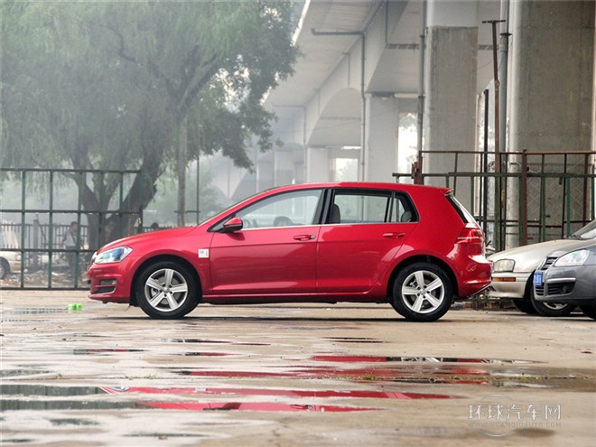 2015款 1.6L自動(dòng)舒適型