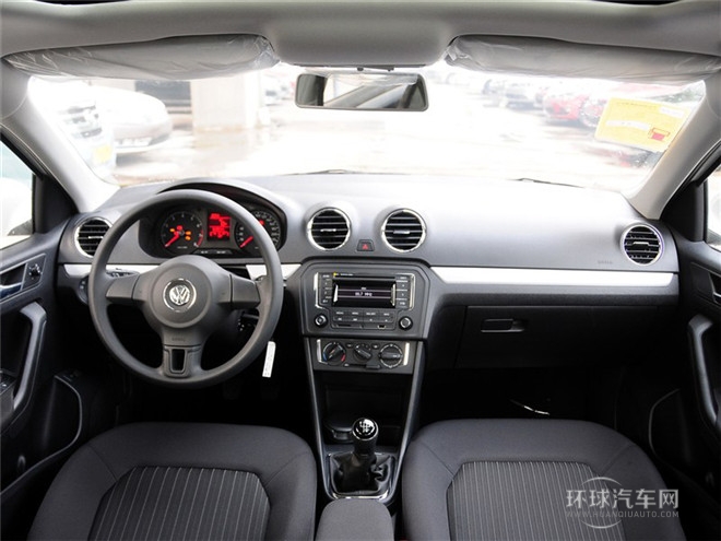 2015款 1.4L 手動(dòng)舒適型