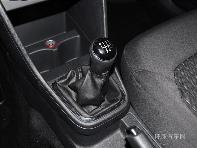 2015款 1.6L 手動(dòng)舒適型