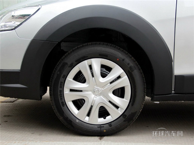 2014款 CROSS 1.5L 手動智驅(qū)尊逸型