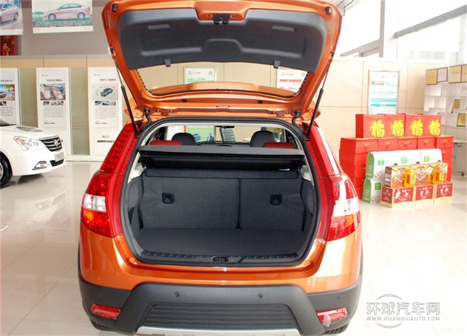 2014款 CROSS 1.5L 手動(dòng)智驅(qū)感恩版