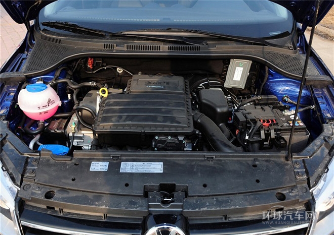 2015款 1.6L 自動(dòng)豪華型