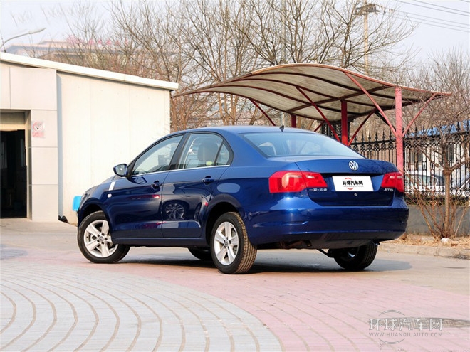 2015款 1.6L 自動(dòng)豪華型