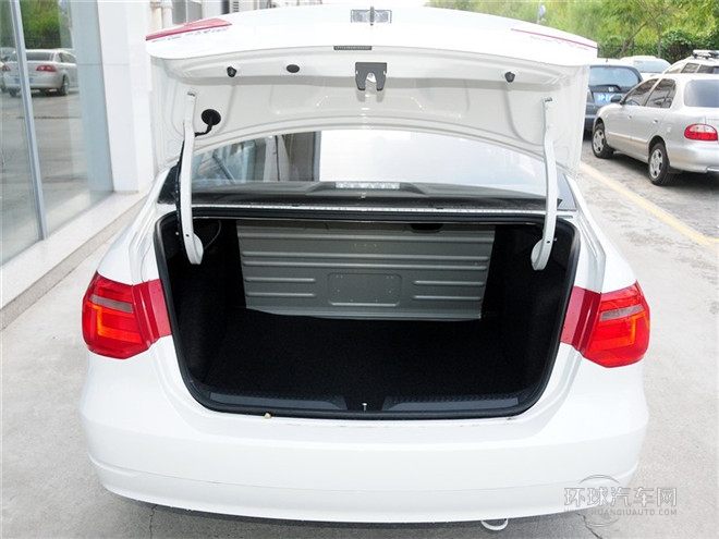 2015款 1.6L 自動(dòng)時(shí)尚型