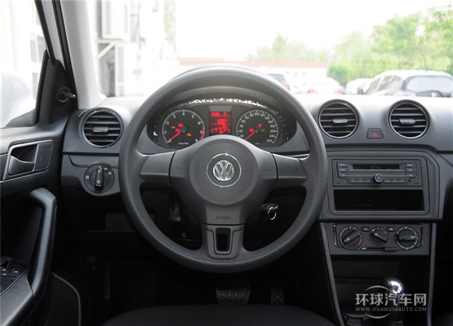 2015款 1.6L 自動(dòng)時(shí)尚型