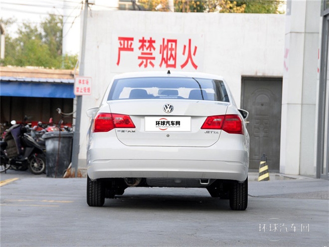 2015款 1.6L 自動(dòng)時(shí)尚型