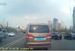衛(wèi)程A3行車記錄儀哈爾濱新款哈飛中意面包車高清實測