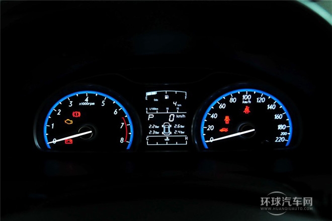 2014款 CROSS 1.5L 自動豪華型