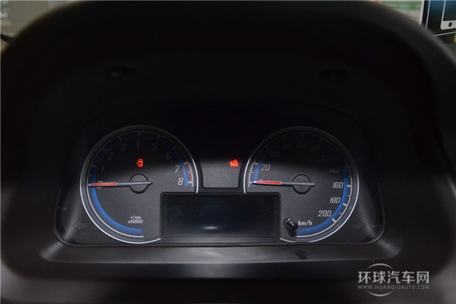 2014款 1.8L 手動(dòng)舒適型 7座
