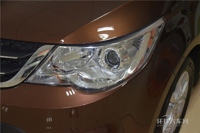 2014款 1.8L 手動(dòng)舒適型 7座