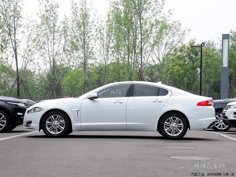 2015款XF 2.0T Sportbrake 風華版