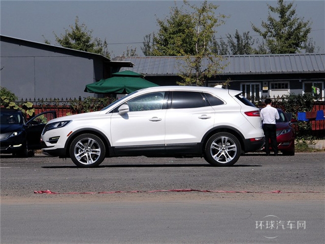 2014款 2.0T 四驅(qū)尊雅版