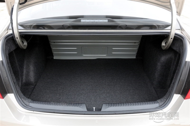 2015款 1.6L 自動(dòng)樂選型