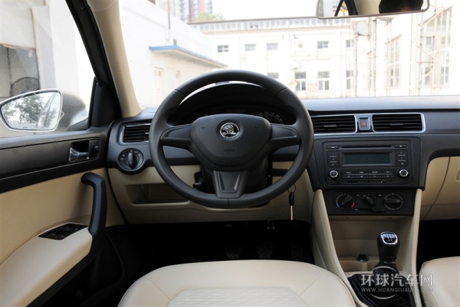2015款 1.6L 手動(dòng)智選型