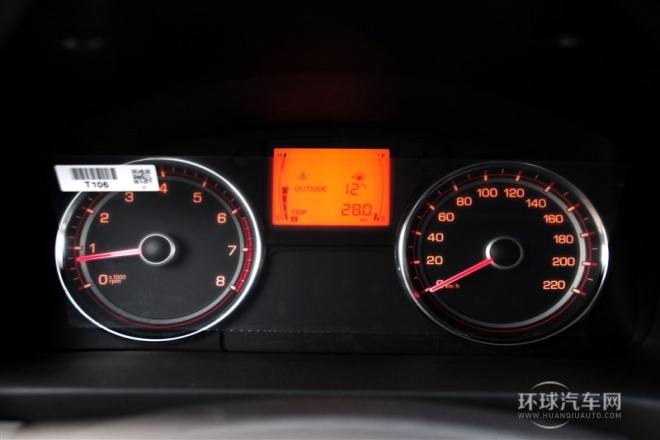 2015款 2.0L 兩驅(qū)手動致真版