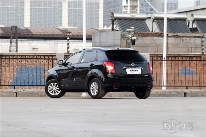 2015款 2.0L 兩驅(qū)自動致純版