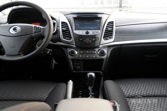 2015款 2.0L 兩驅(qū)自動致享版