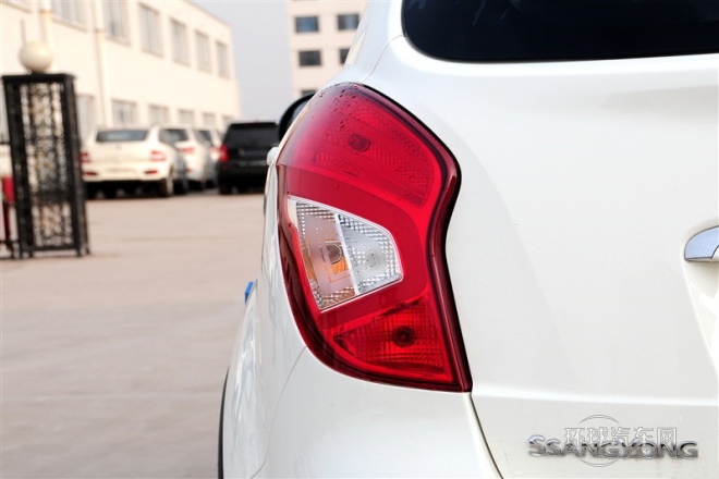 2015款 2.0L 兩驅(qū)自動致享版