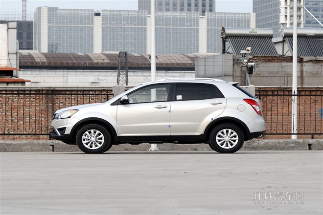 2015款 2.0L 四驅(qū)自動致純版