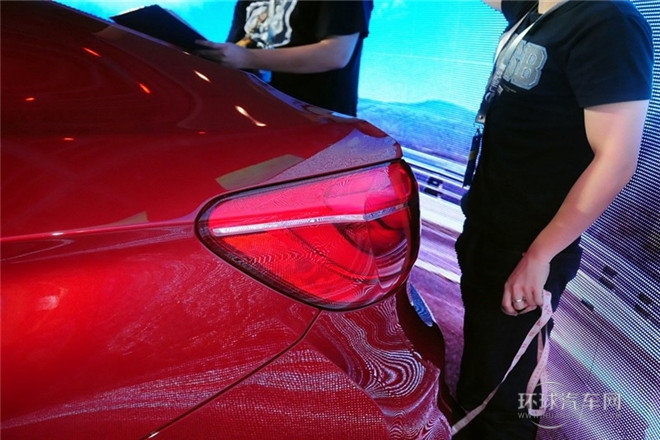 2015款 xDrive50i M運(yùn)動(dòng)型