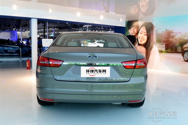 2015款 1.5L 手動(dòng)時(shí)尚型