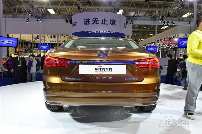 2015款 1.5L 自動(dòng)時(shí)尚型