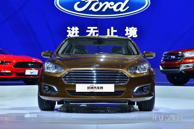 2015款 1.5L 自動時尚型
