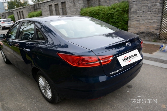 2015款 1.5L 自動(dòng)舒適型