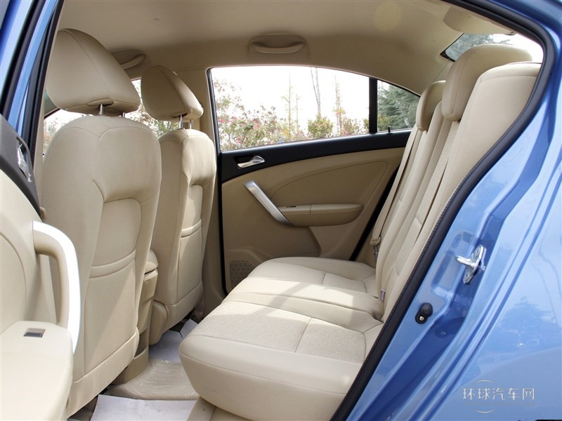 2015款 1.5L 手動(dòng)黃鉆型